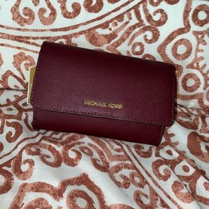 Authentic Michael Kors crossbody